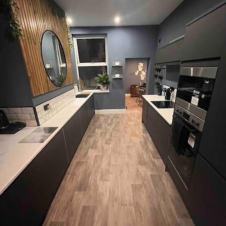 Modern 5 Bedroom Terraced Luxurious House Colwyn Bay Eksteriør bilde