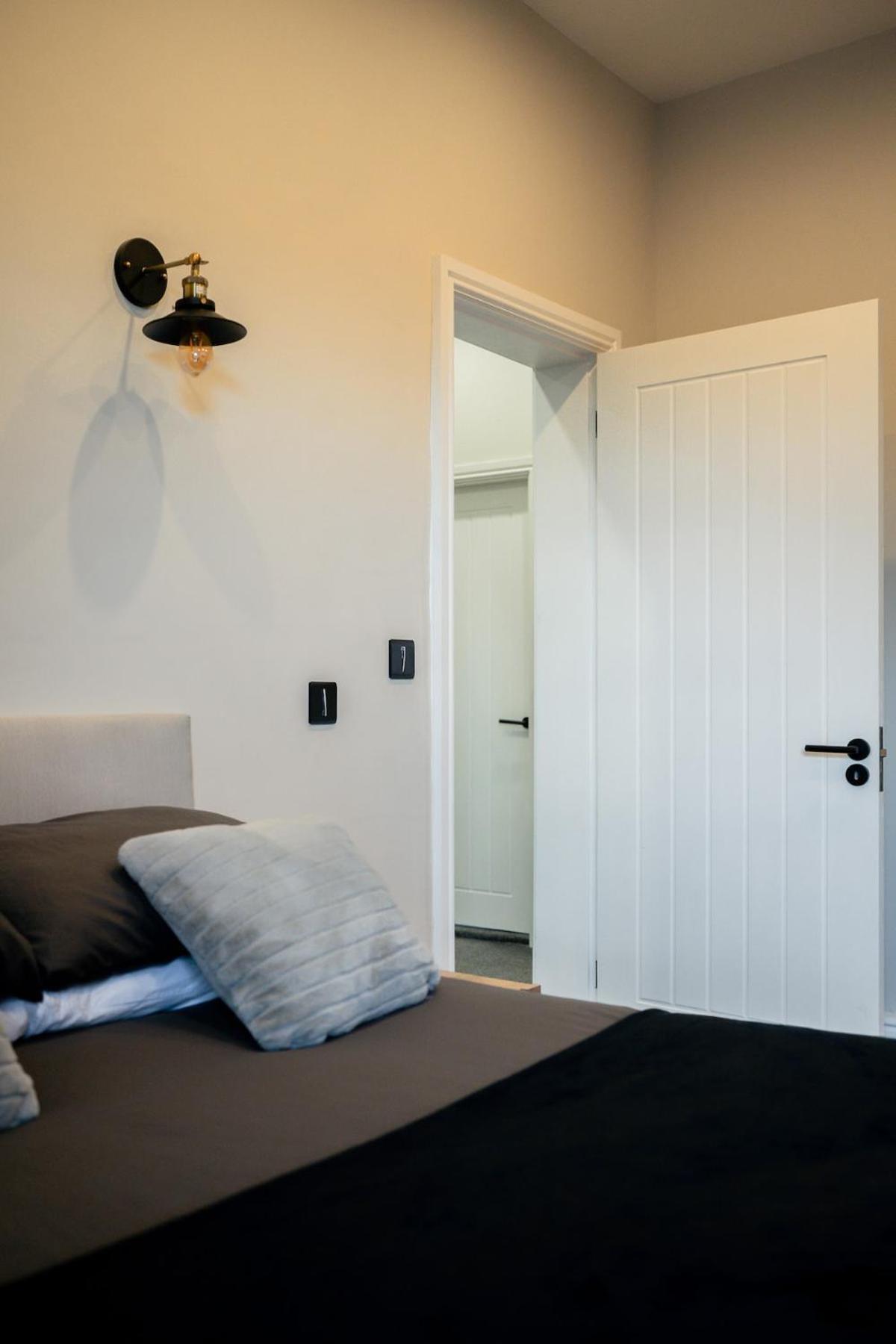 Modern 5 Bedroom Terraced Luxurious House Colwyn Bay Eksteriør bilde